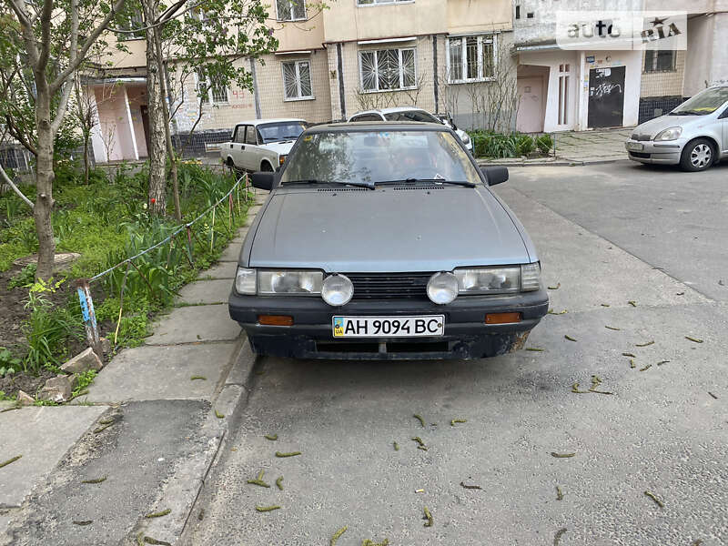 Хэтчбек Mazda 626 1986 в Одессе
