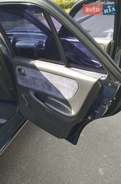 Седан Mazda 626 1999 в 
