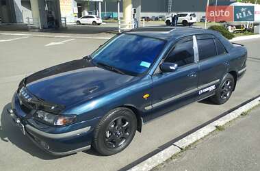 Седан Mazda 626 1999 в 
