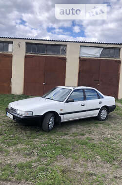 Седан Mazda 626 1989 в Томашполе