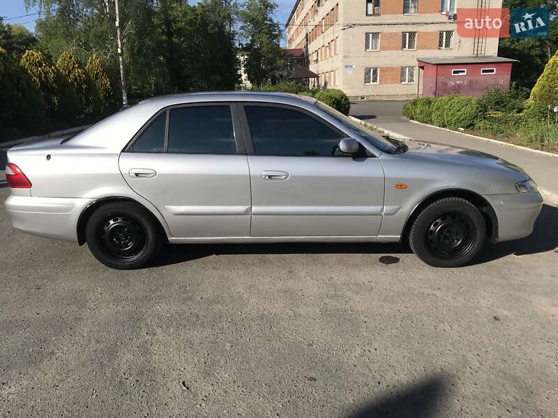 Седан Mazda 626 2000 в Ладижині
