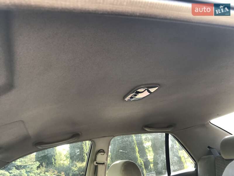 Седан Mazda 626 2000 в Ладижині