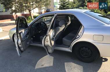 Седан Mazda 626 2000 в 