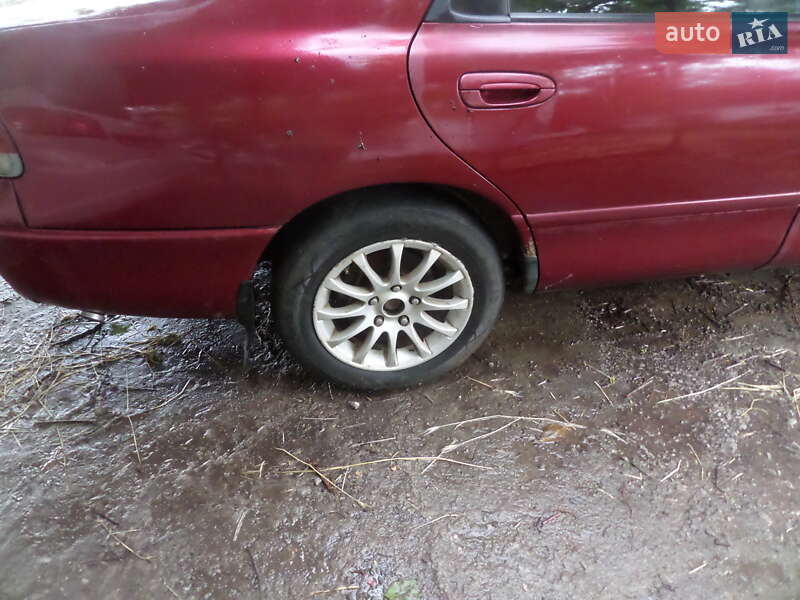 Седан Mazda 626 1993 в Апостолово