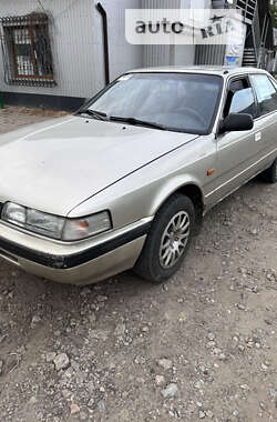 Седан Mazda 626 1988 в Люботине