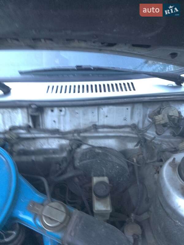 Седан Mazda 626 1987 в Глибокій