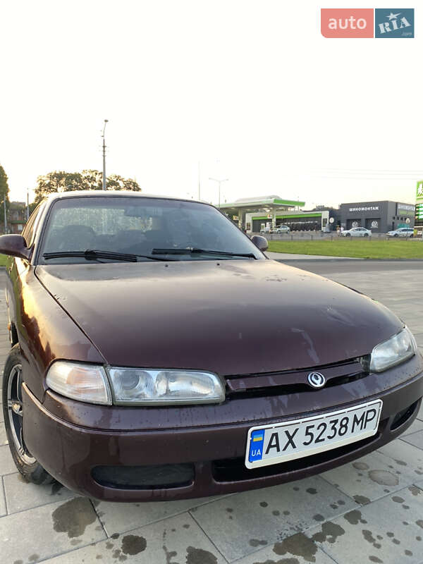 Седан Mazda 626 1993 в Харькове