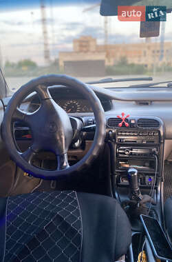 Седан Mazda 626 1993 в 