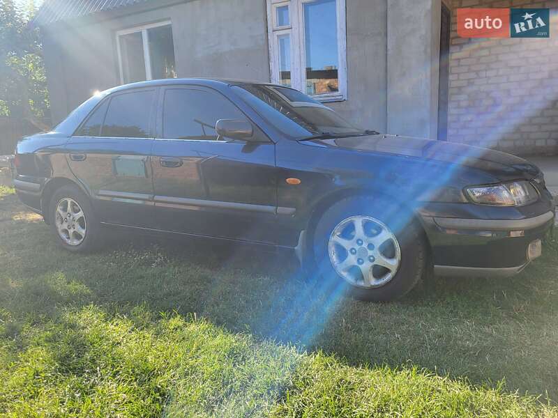 Седан Mazda 626 1999 в Полтаві