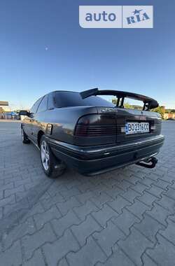 Купе Mazda 626 1988 в Кременці