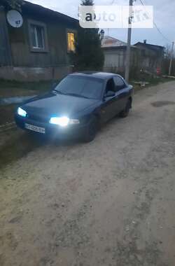 Седан Mazda 626 1992 в Долине