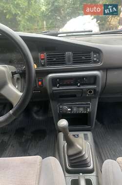 Хэтчбек Mazda 626 1992 в 