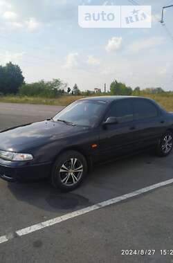 Седан Mazda 626 1991 в Ладыжине