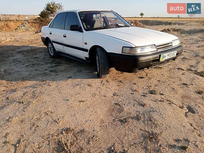 Седан Mazda 626 1989 в Одесі