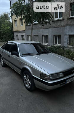 Хэтчбек Mazda 626 1987 в Днепре