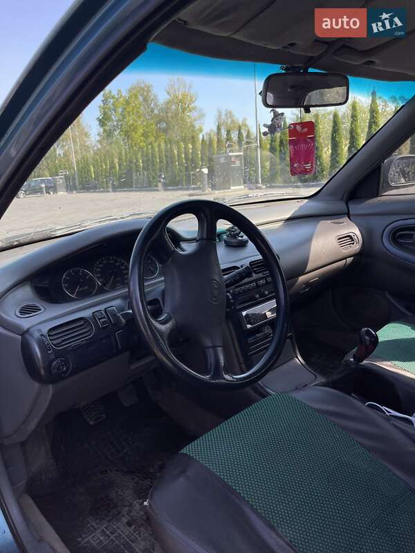 Седан Mazda 626 1992 в Надворной