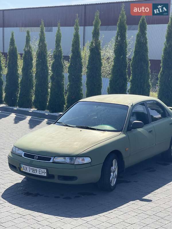 Седан Mazda 626 1992 в Надворной