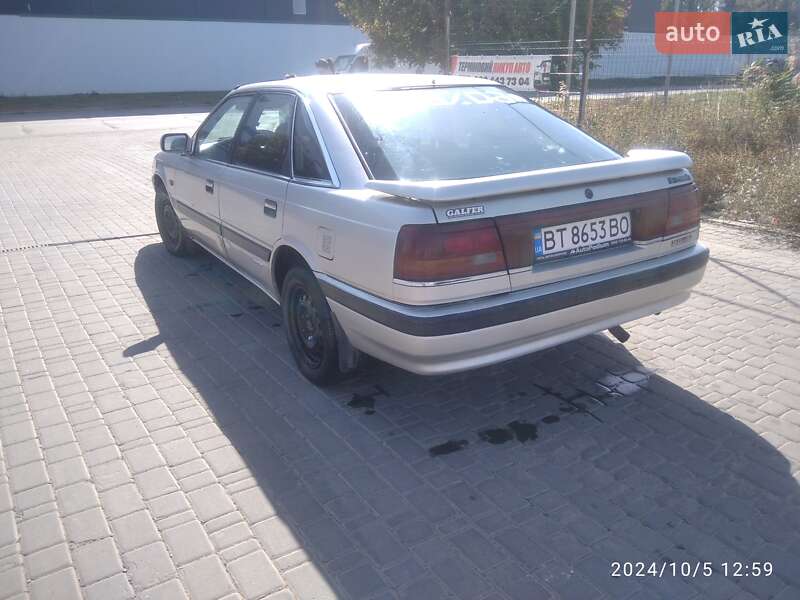 Хэтчбек Mazda 626 1989 в Херсоне