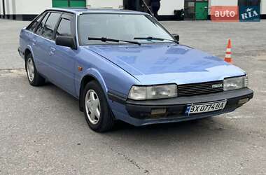 Седан Mazda 626 1985 в Хмельницькому