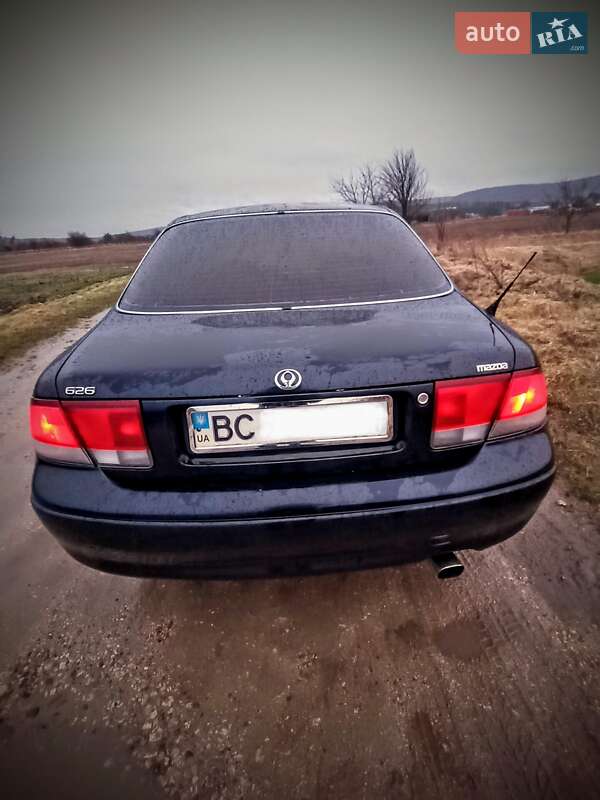 Седан Mazda 626 1996 в Золочеві