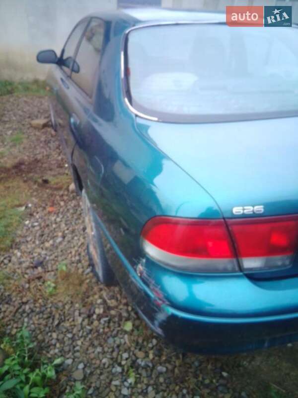 Седан Mazda 626 1994 в Богородчанах