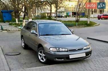 Хэтчбек Mazda 626 1993 в 
