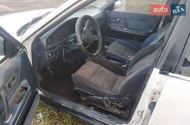 Седан Mazda 626 1988 в Калуші