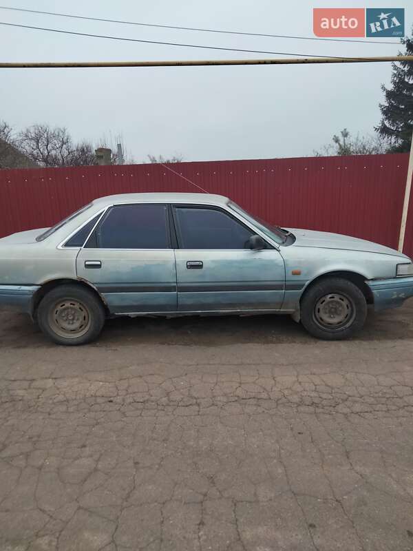 Седан Mazda 626 1987 в Одесі