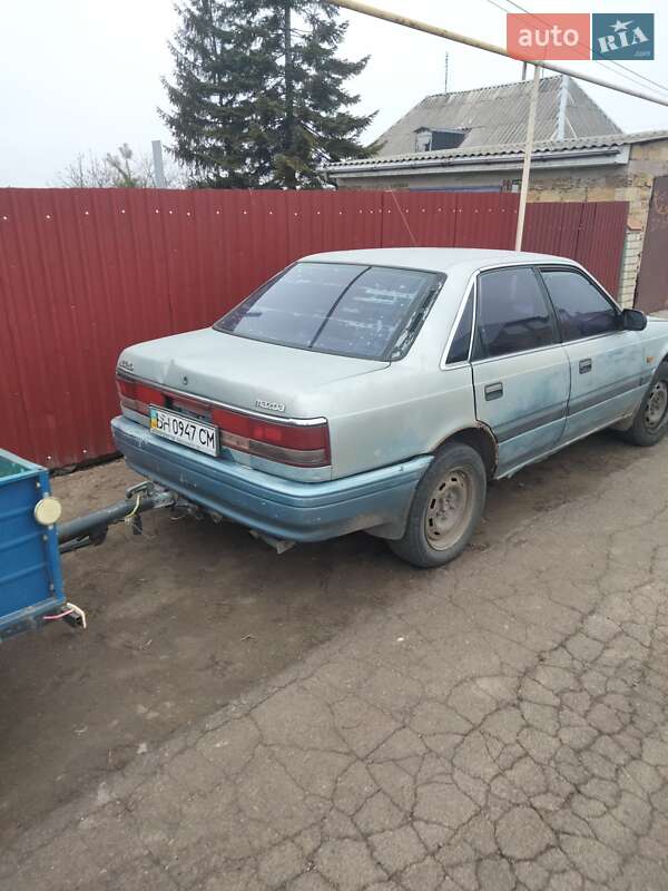 Седан Mazda 626 1987 в Одесі