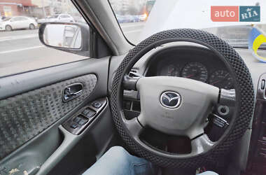Хэтчбек Mazda 626 2000 в 