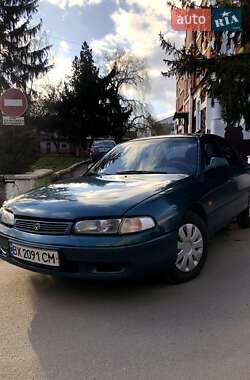 Седан Mazda 626 1993 в Чорткові