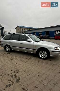 Седан Mazda 626 1985 в 