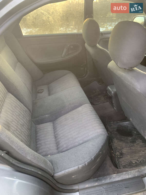 Седан Mazda 626 1994 в Раздельной