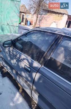 Седан Mazda 626 1988 в Новомосковске