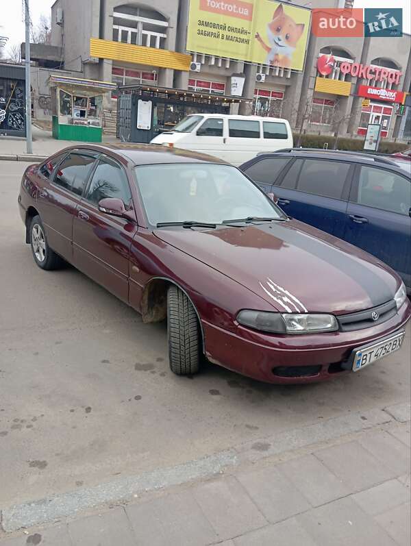 Хэтчбек Mazda 626 1992 в 