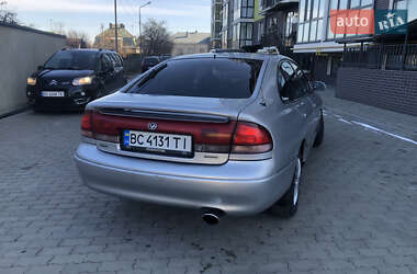 Хэтчбек Mazda 626 1994 в 