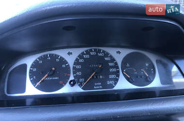 Хэтчбек Mazda 626 1994 в 
