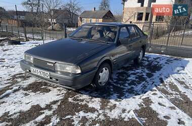 Хэтчбек Mazda 626 1987 в Луцке