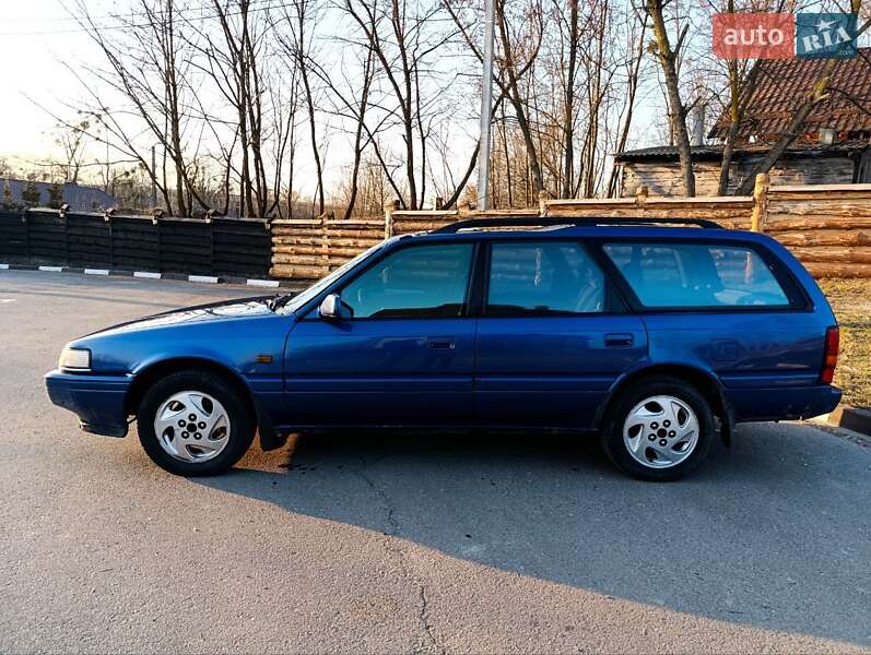 Універсал Mazda 626 1995 в Рівному