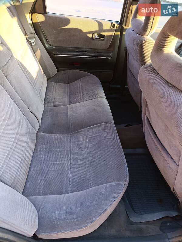 Універсал Mazda 626 1995 в Рівному