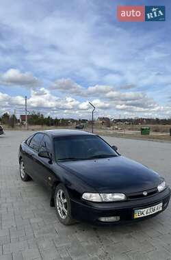 Седан Mazda 626 1993 в Ровно