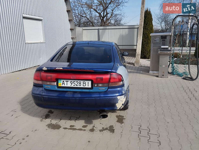 Хэтчбек Mazda 626 1995 в Косове