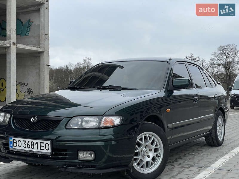Хэтчбек Mazda 626 1997 в 