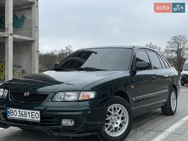 Хэтчбек Mazda 626 1997 в 