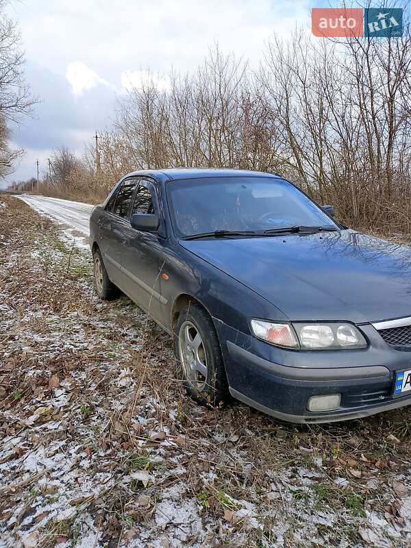 Седан Mazda 626 1997 в Теплику