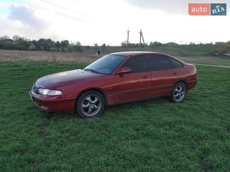 Хэтчбек Mazda 626 1991 в 