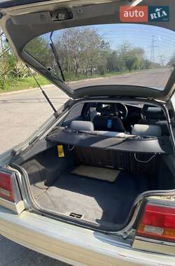 Хэтчбек Mazda 626 1989 в 