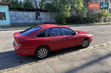 Хэтчбек Mazda 626 1993 в 