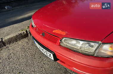 Хэтчбек Mazda 626 1993 в 