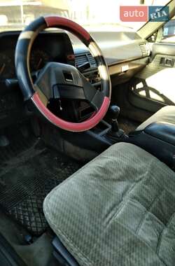 Универсал Mazda 626 1987 в 